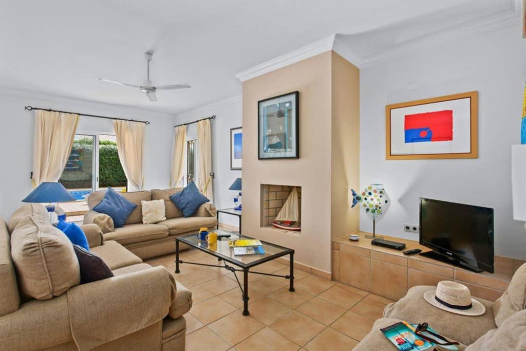 Villa White Sands - Private Oasis, Heated Pool, Beaches & Strip Nearby Albufeira Exterior photo